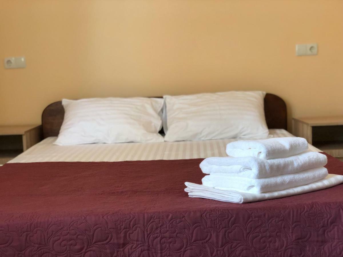 Zhuliany City Hotel Gatnoye Εξωτερικό φωτογραφία